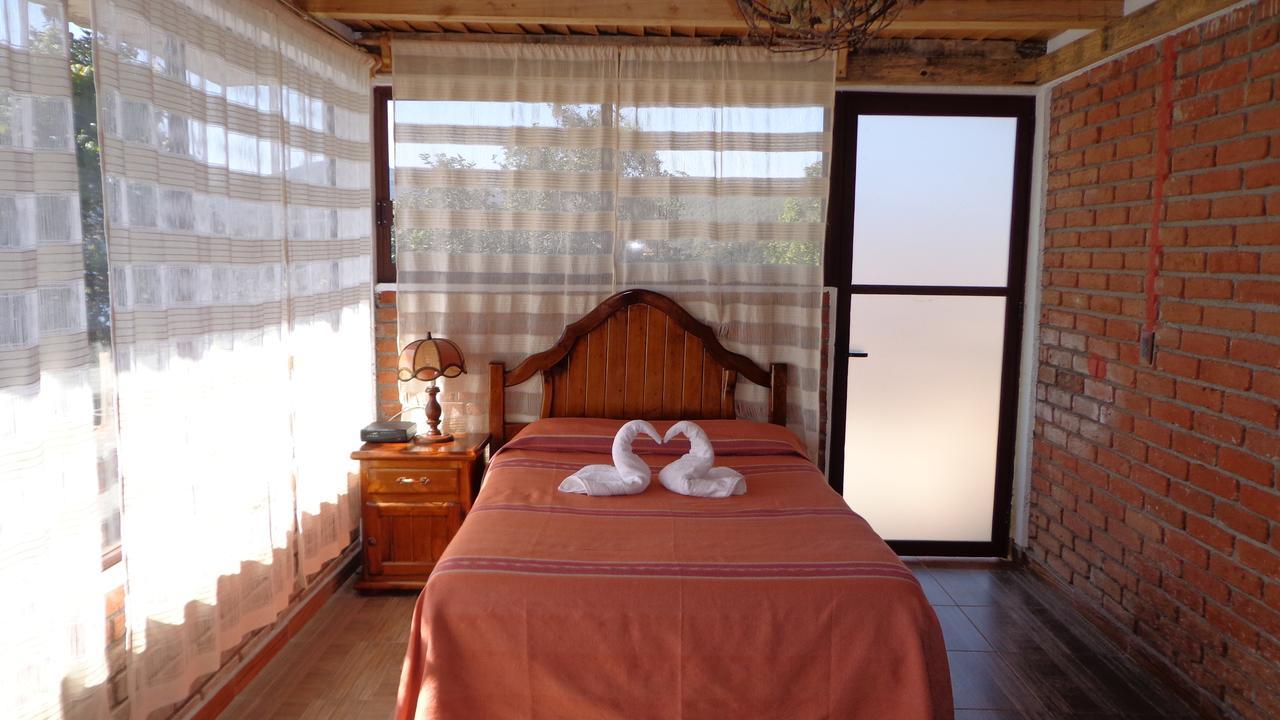 Zirahuen Cuin Habitaciones Rusticas מראה חיצוני תמונה